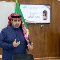 وسائل التواصل الاجتماعي: جرعات أدمنت عليها الأمهات