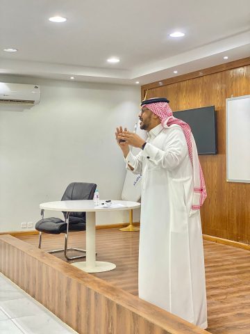 “شباب الأفلاج ” تنفذ لقاءً تنموياً بعنوان “التغيير” بالشراكة مع جمعية تنمية الأفلاج