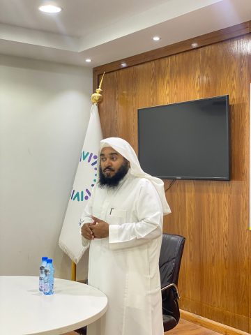 “عطاء الصيفي” ينفذ برنامجاً عن أخلاق النبي ﷺ ضمن أنشطة جمعية شباب الأفلاج